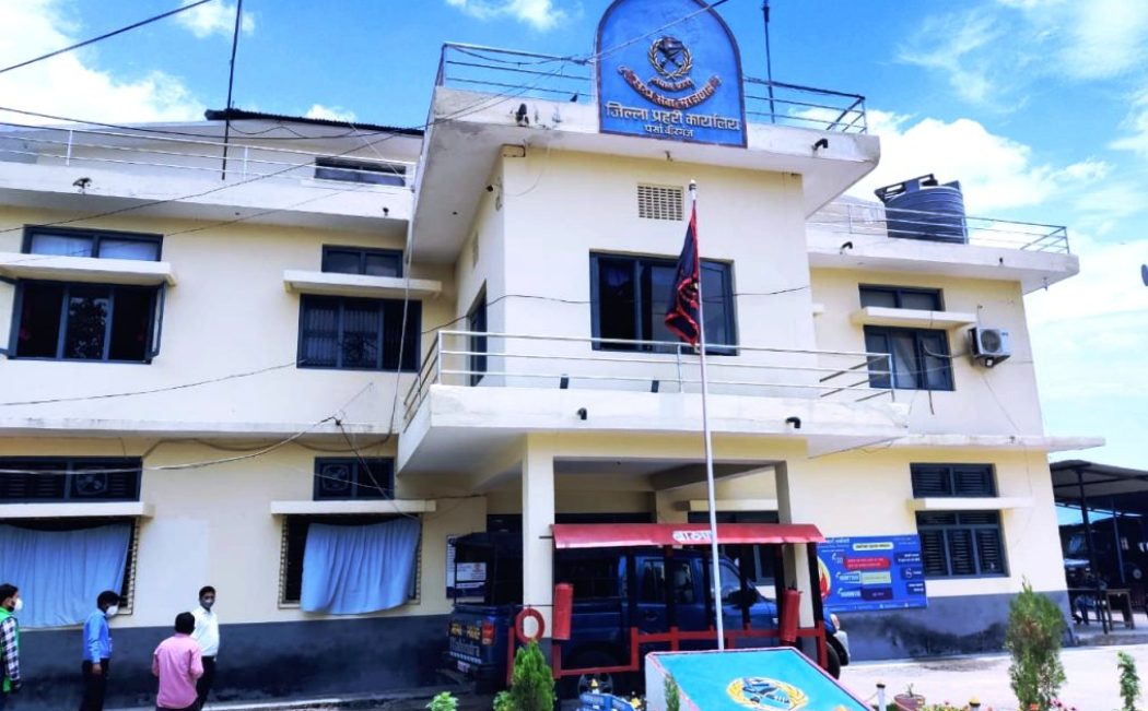 आधिकारिकताबिनाका  सामान खरिद नगर्न प्रहरीको आग्रह