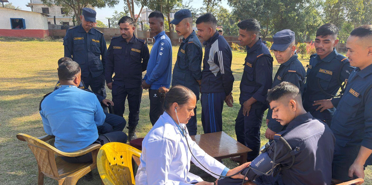 ‘प्रहरी युनिटसँग प्रहरी अस्पताल’ कार्यक्रम