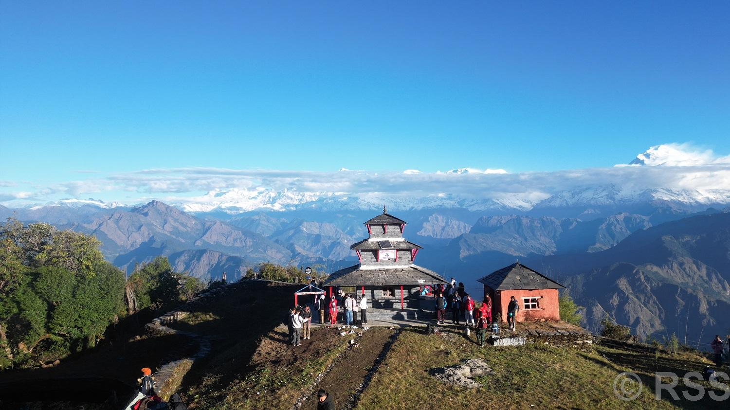 प्रकृति र संस्कृतिको सङ्गम तीनचुले