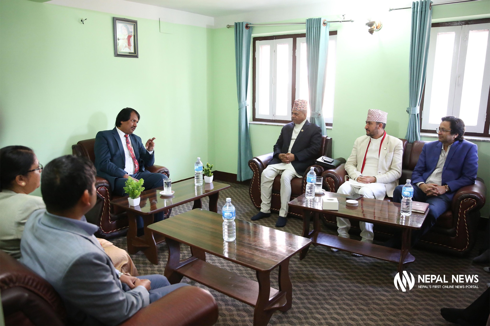 उच्च स्तरीय राजनीतिक वार्ता समितिद्वारा जनमत पार्टी कार्यालयको अनुगमन र निरीक्षण [फोटो फिचर]