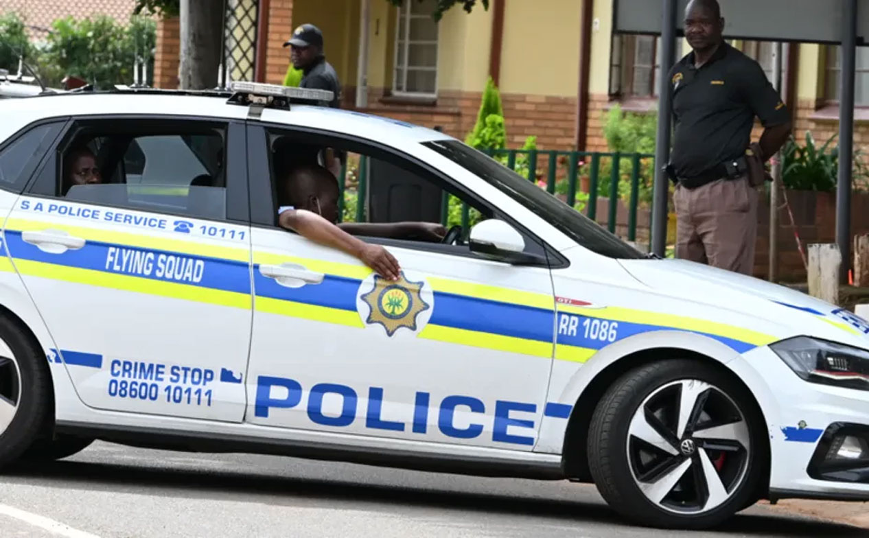 छात्रावासमा गोली चल्यो‚ बालकसहित ११ जनाको मृत्यु