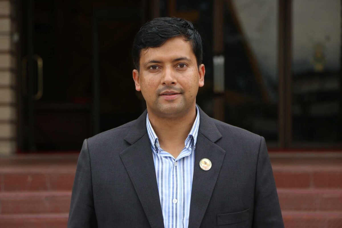 एमाले विभाजनको कल्पना गर्नेहरू निराश हुनेछन् : महेश बर्तौला