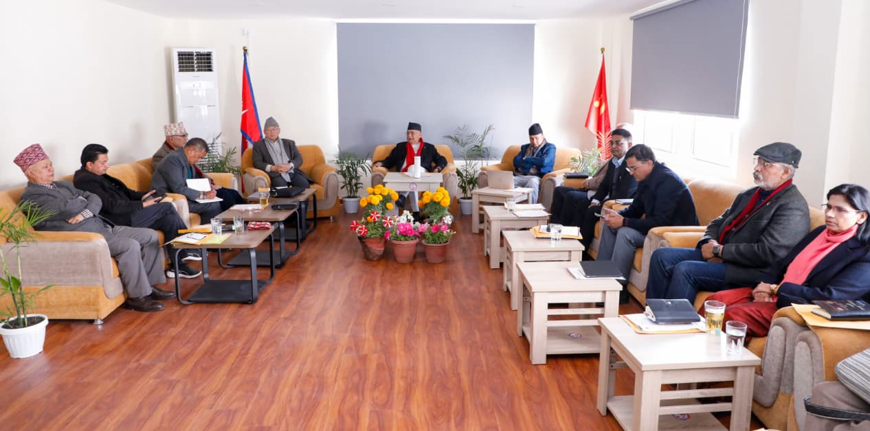 च्यासलमा एमालेको सचिवालय बैठक