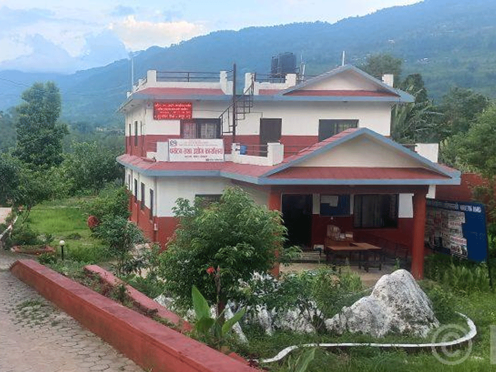 पर्यटन पूर्वाधार निर्माणका सम्झौता निर्माणस्थलमा