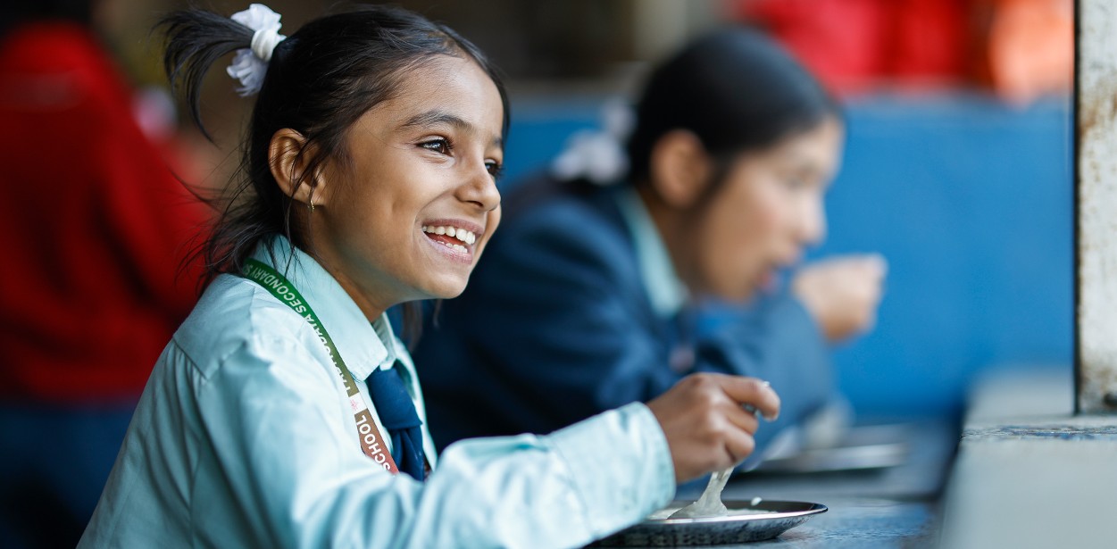 सरकारी विद्यालयमा पत्रु खाना निषेध