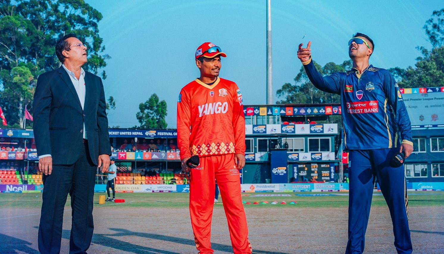 विराटनगर किङ्ग्सले लुम्बिनीविरुद्ध ब्याटिङ गर्दै