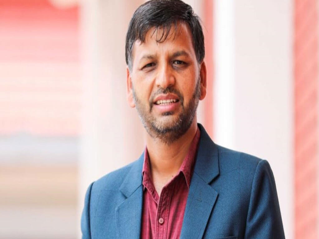 ‘मालपानीका लागि हात नपसार्नु मेरो कमजोरी’ : विष्णु रिजाल