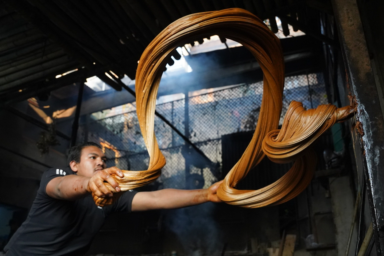 आहा ! मुखै रसाउने चाकु