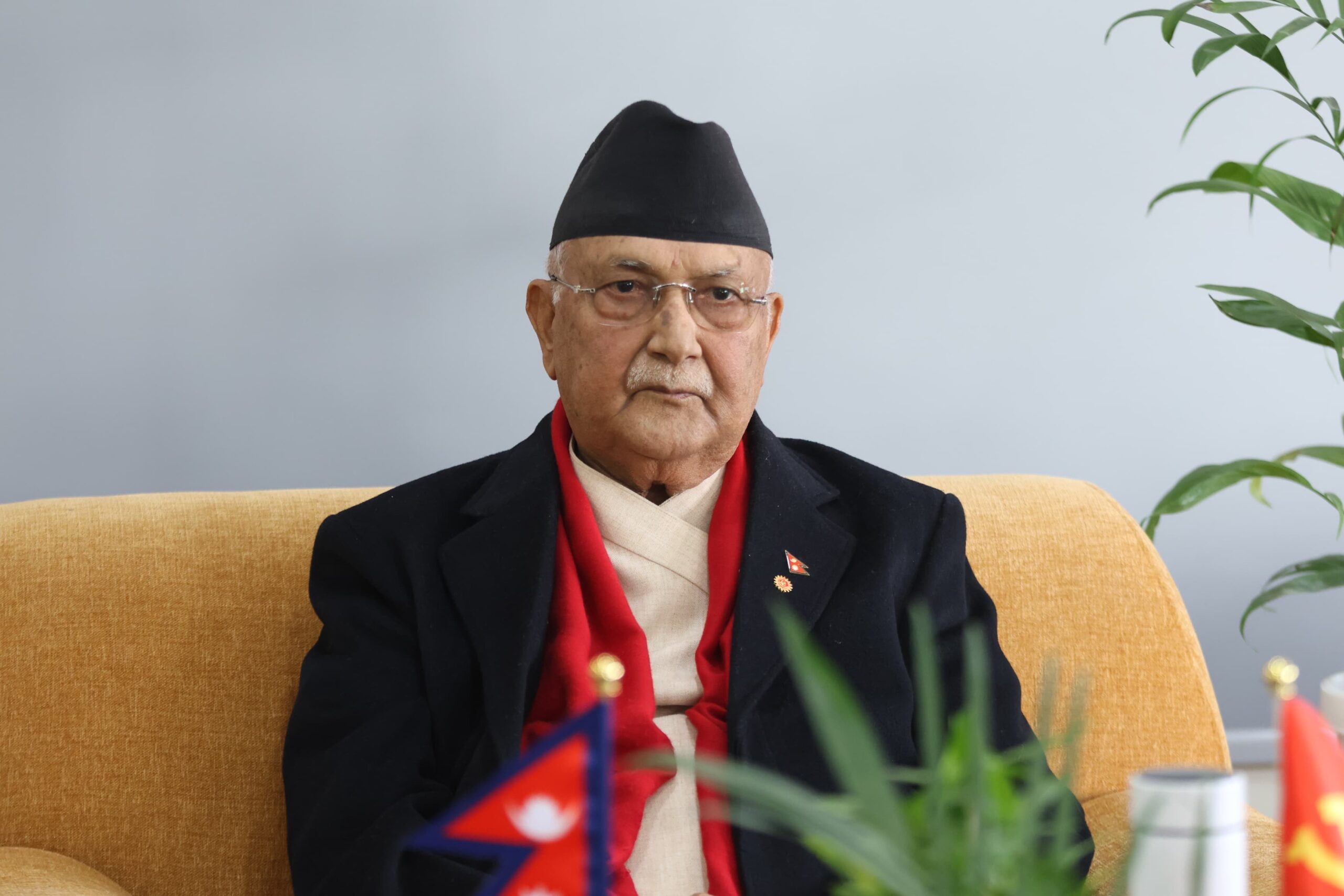 एमालेले टुंग्यायो उम्मेदवार : झापा ५ बाट ओली‚ ईश्वर र योगेशले पाएनन् टिकट [को-कहाँ? सूचीसहित]