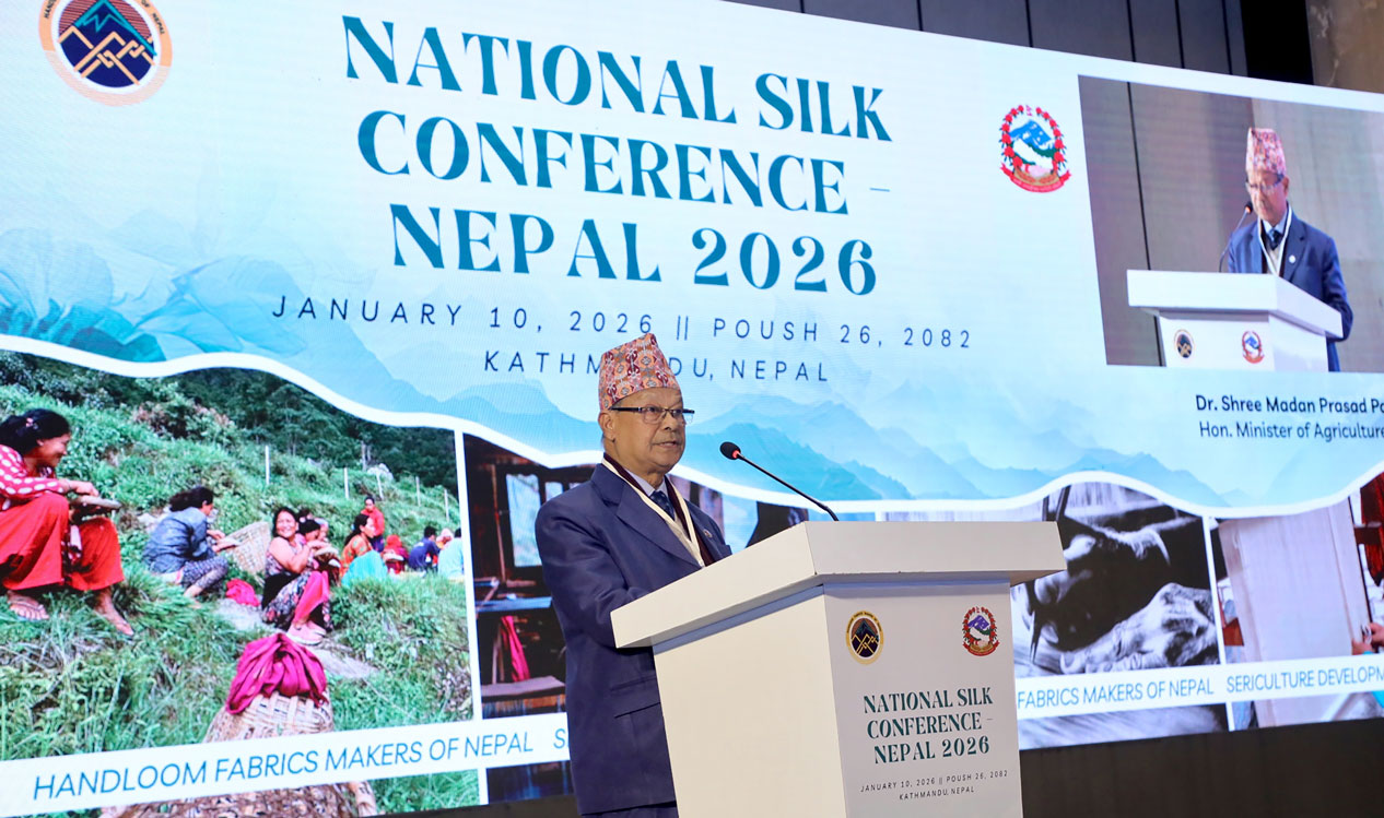 ‘अर्थतन्त्रमा सुधार ल्याउन रेशमखेती विस्तार’