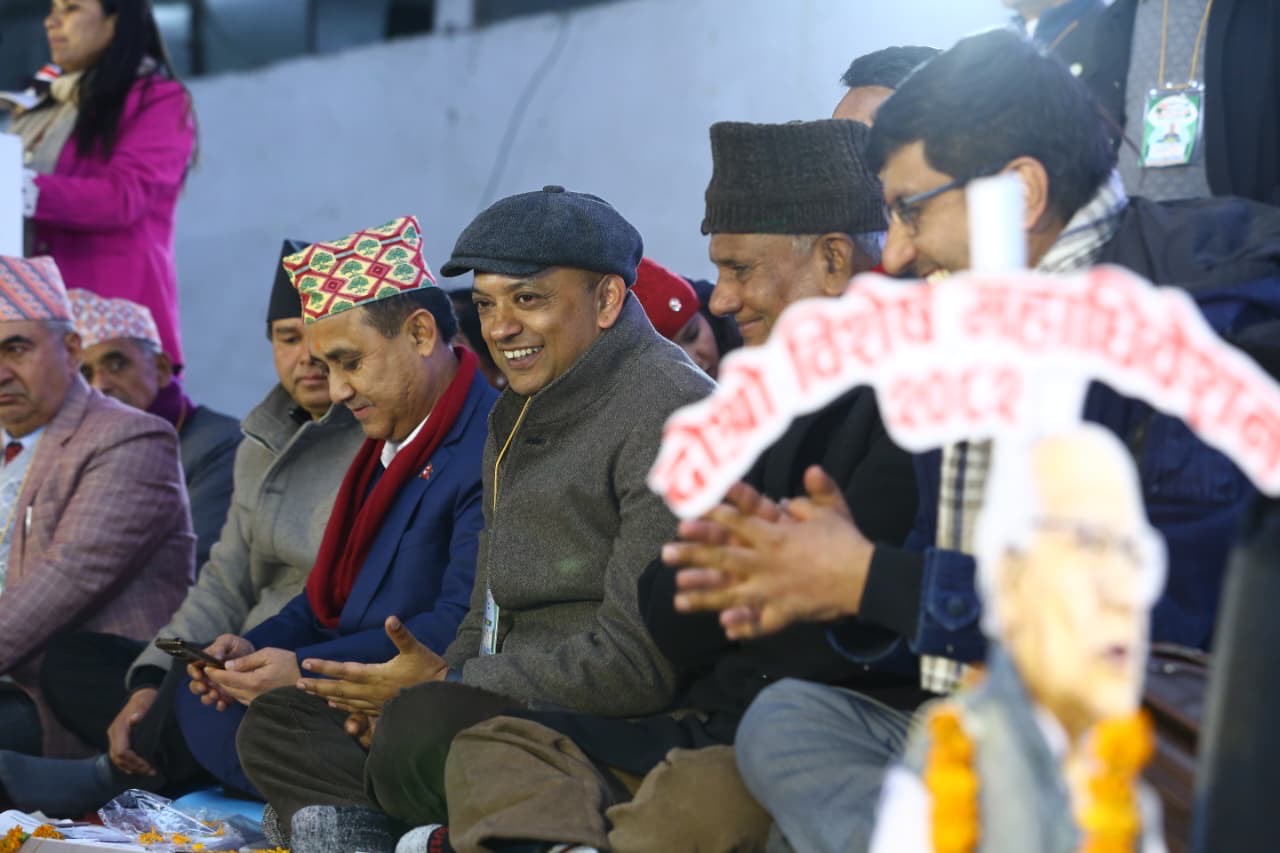 उपसभापतिमा तीन जनाको उम्मेदवारी, महामन्त्रीमा विश्व-प्रदीप