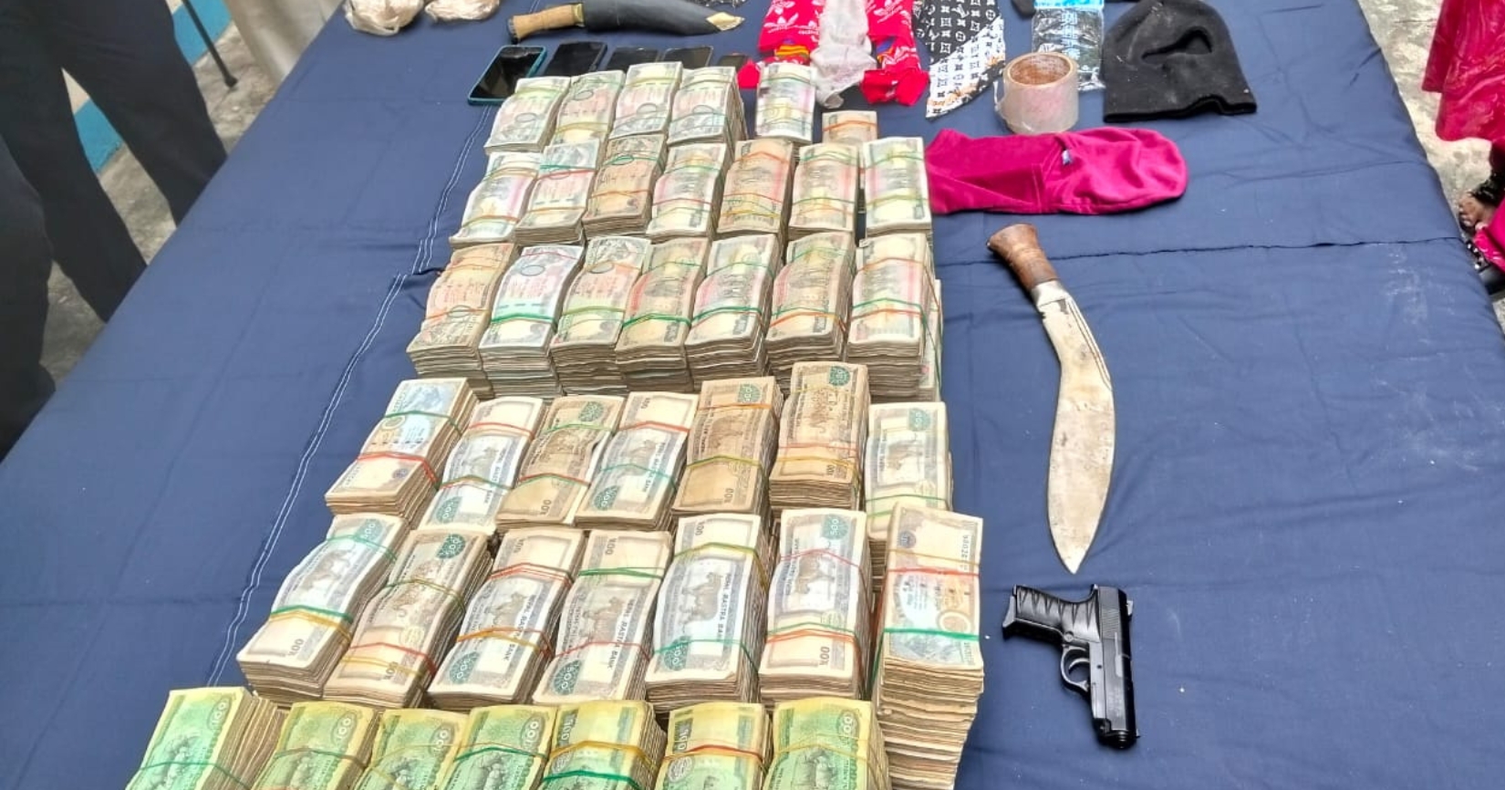 घरधनीकै योजनामा एसबीआई बैंक लुटपाट