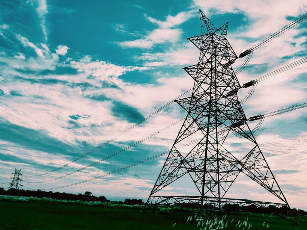 कोहलपुर-सुर्खेत १३२ केभी प्रसारण लाइन निर्माणको अन्तिम चरणमा