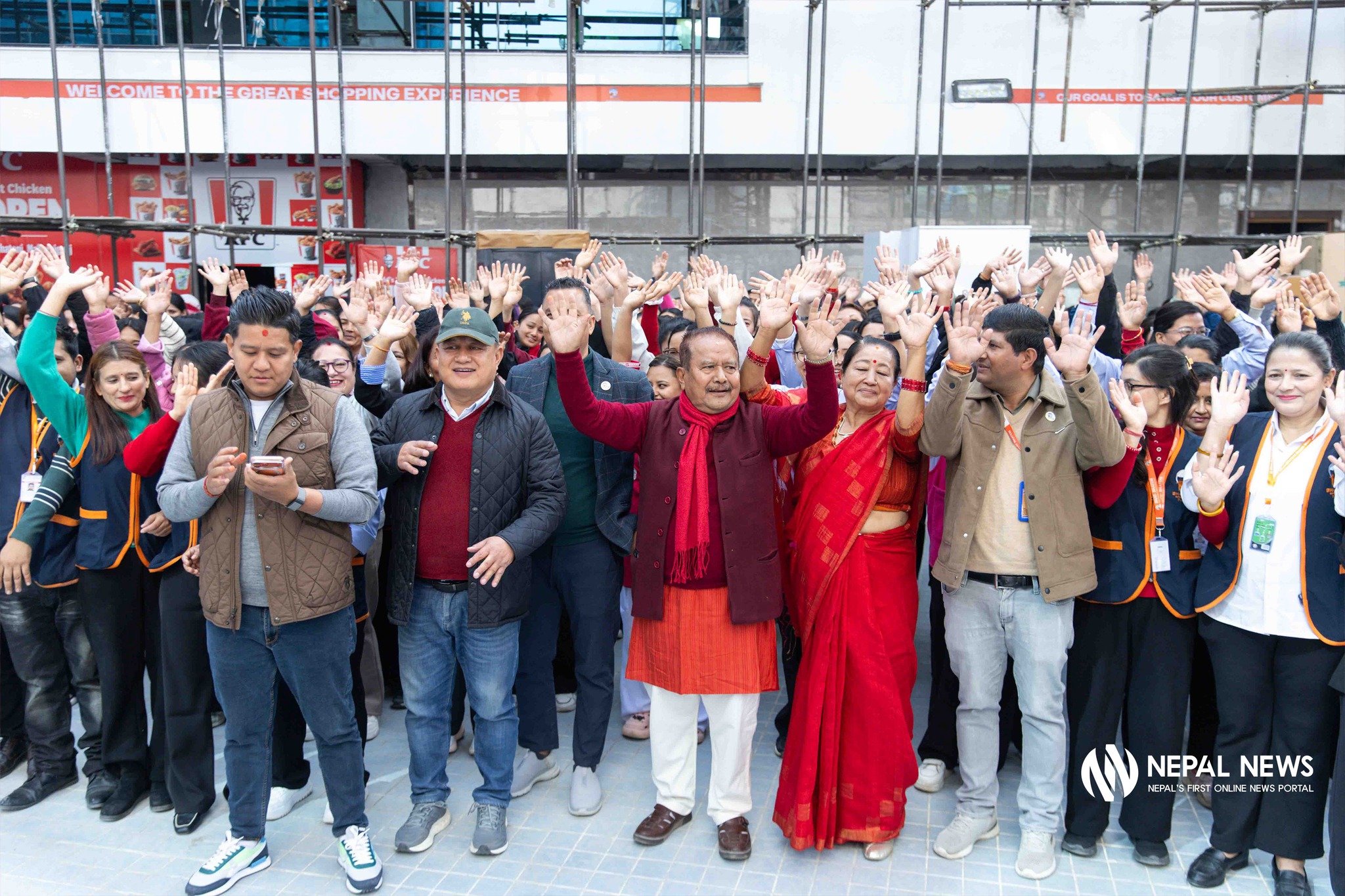 महराजगञ्जस्थित भाटभटेनी सुपरमार्केट पुनः सञ्चालन [फोटो फिचर]