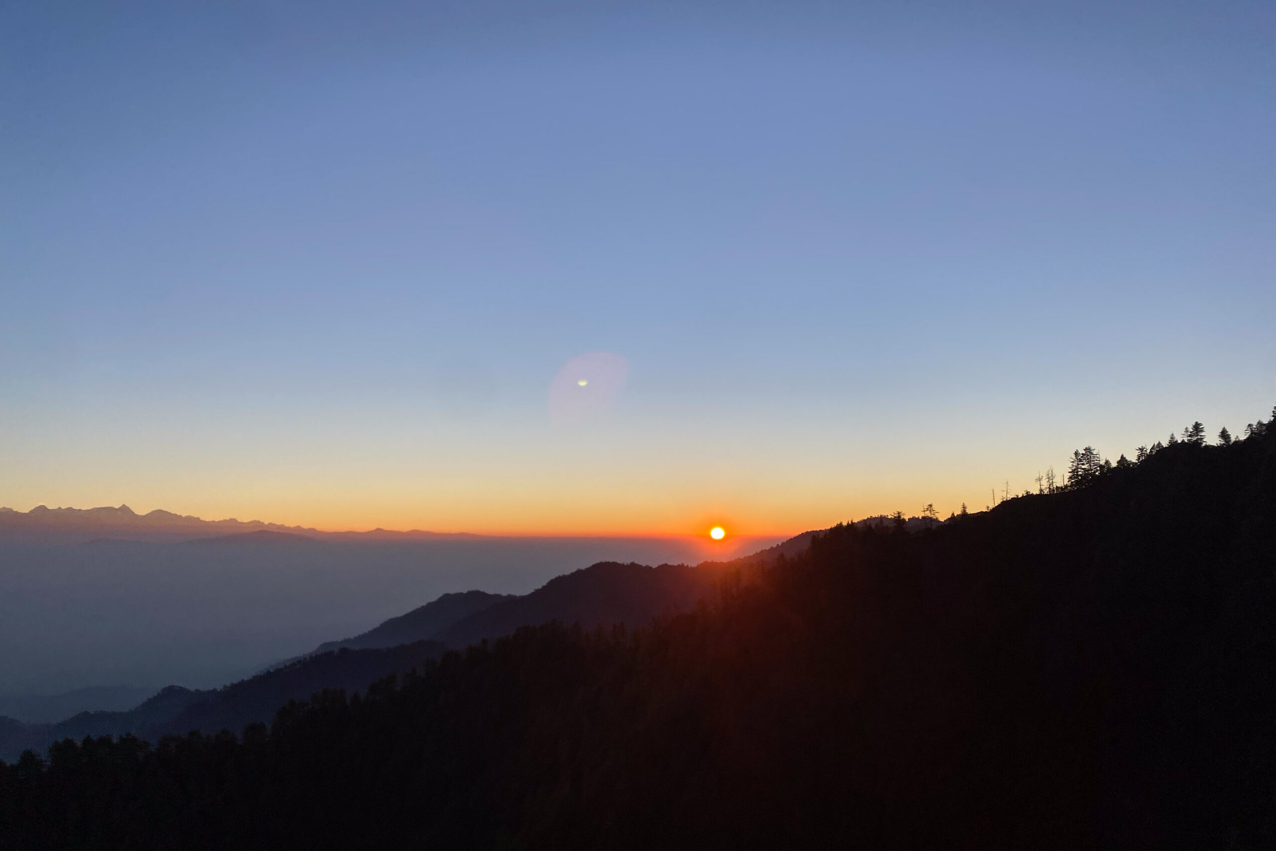 तस्बिरमा बेथानचोक‚ हेर्नुहोस् सूर्योदयको मनमोहक दृश्य