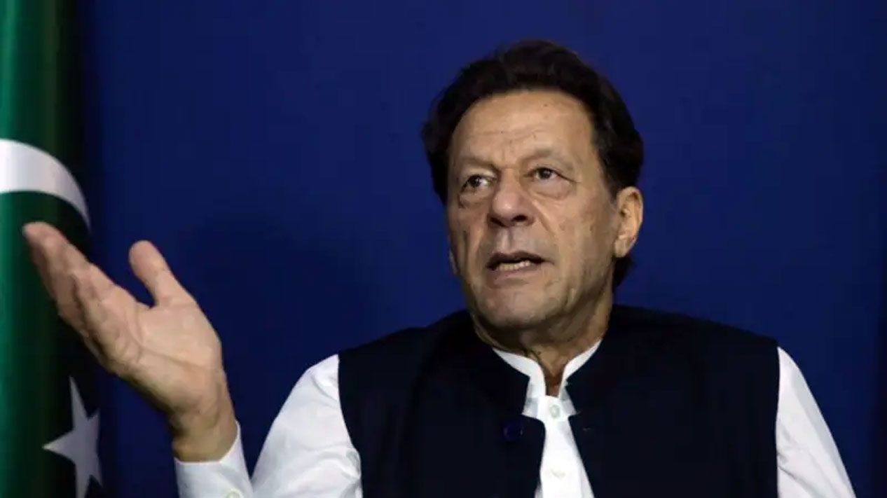 इमरान खानका छोरा भन्छन्- पाकिस्तान सरकारले भिसा दिएन‚ उपचार गर्न पाएनौँ