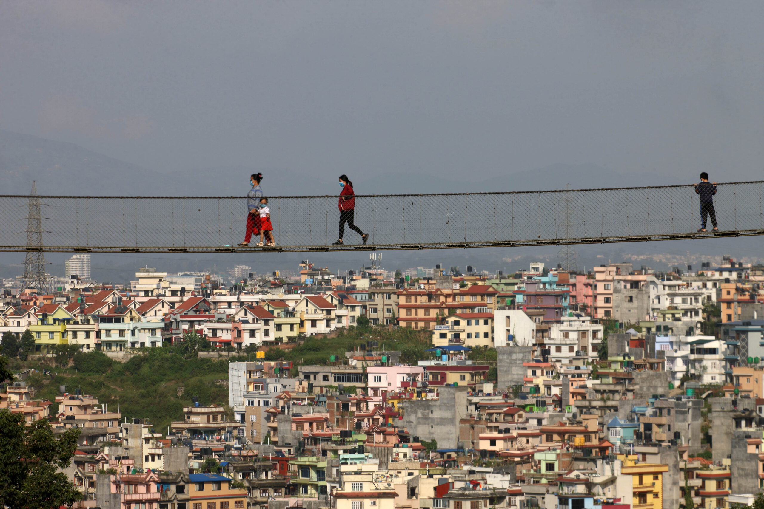 कीर्तिपुरको भिराडिल पार्कलाई जोड्ने झोलुङ्गे पुल