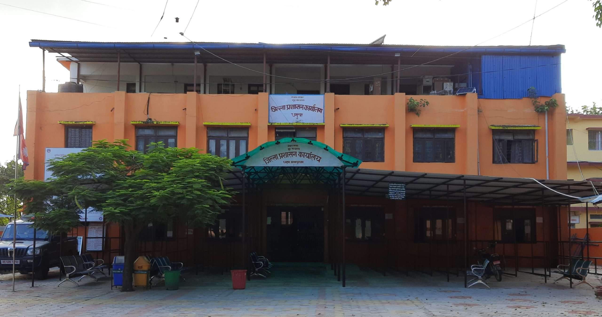 आचारसंहिताविपरीत टाँसिएका बीस हजार प्रचार सामग्री हटाइयो