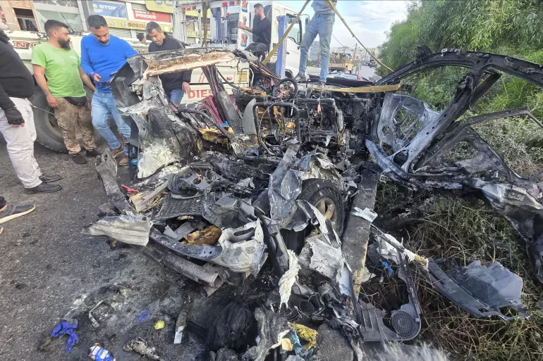 पूर्वी लेबनानमा भएको इजरायली आक्रमणमा तीन जना हिजबुल्लाह कमान्डरको मृत्यु