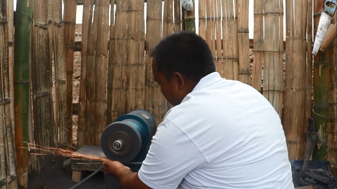 पुर्ख्यौली कालिगड पेसा संरक्षण गर्दै युवा