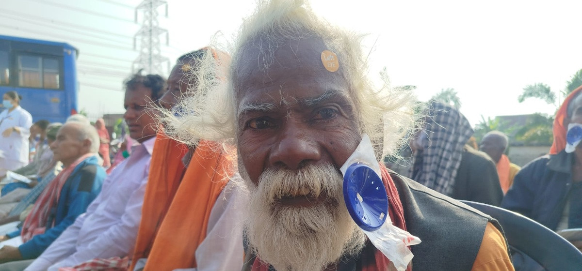 ८५ वर्षको उमेरमा फर्कियो सुकरामको दृष्टि
