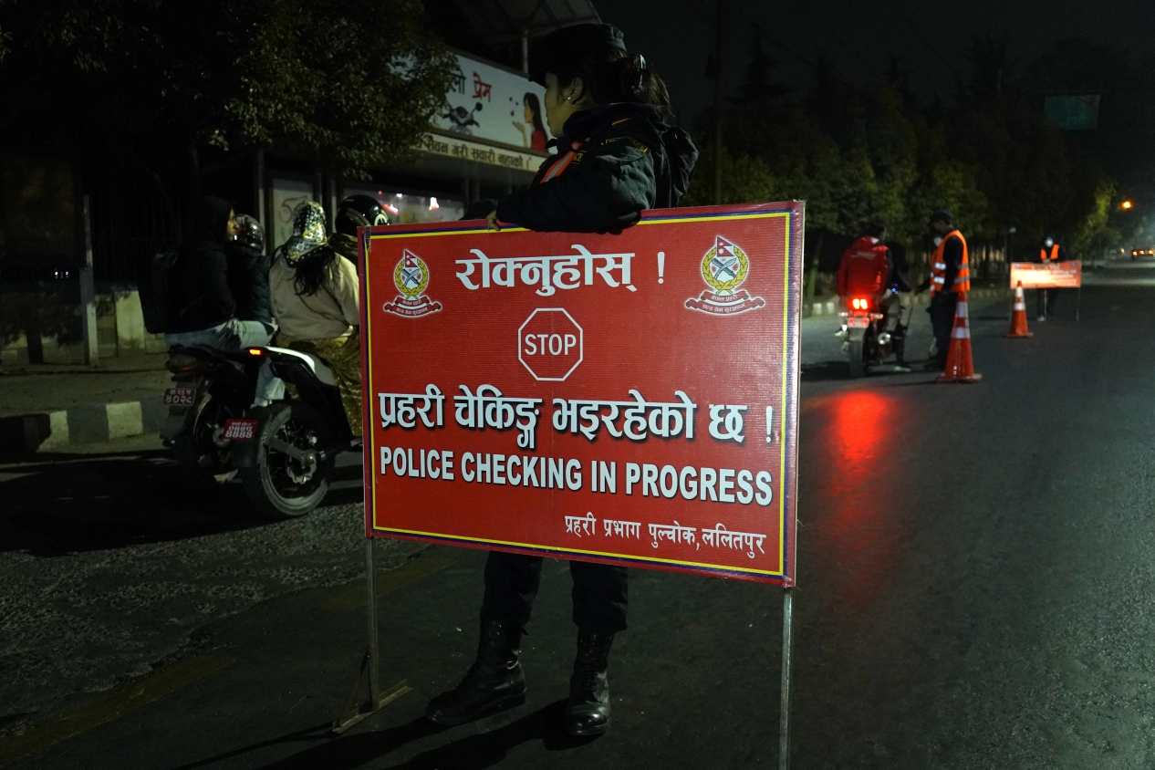 प्रहरीले बढायो सवारी जाँच र निगरानी