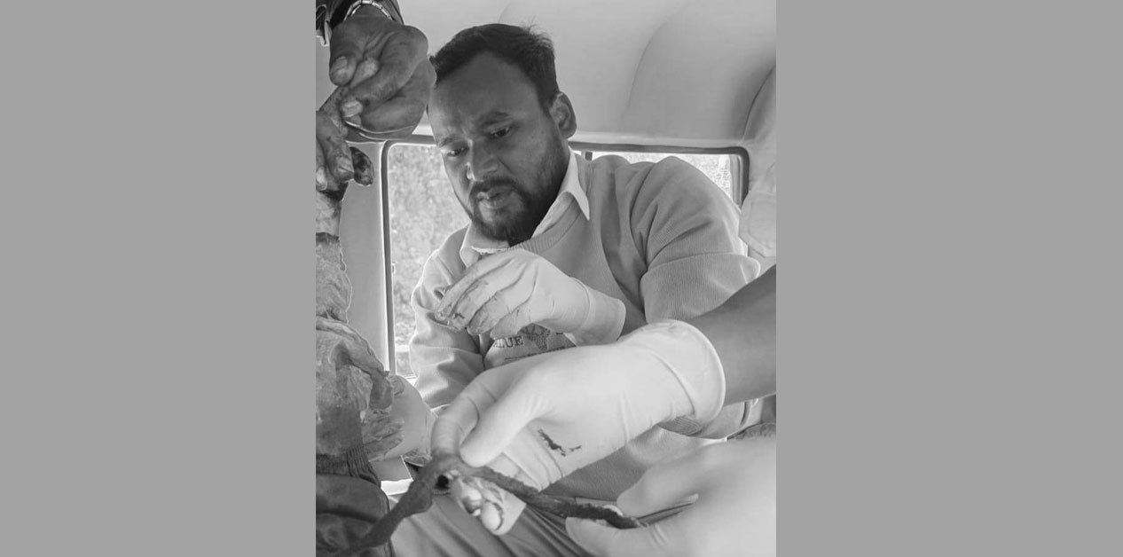 गुडिरहेको एम्बुलेन्सभित्रै उपचार गरेपछि…