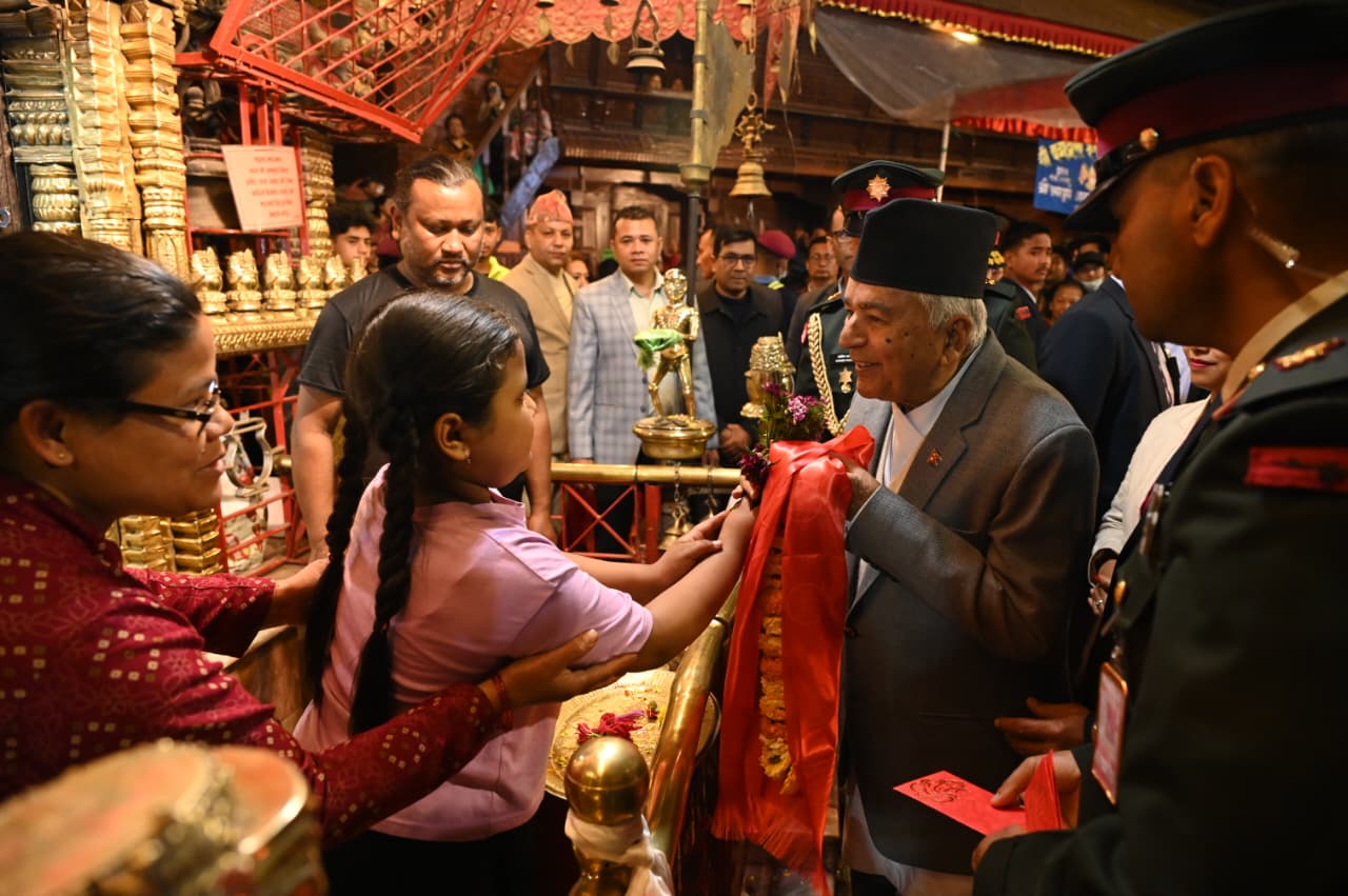 राष्ट्रपति पौडेलले गरे सेतो मत्स्येन्द्रनाथको विशेष पूजा