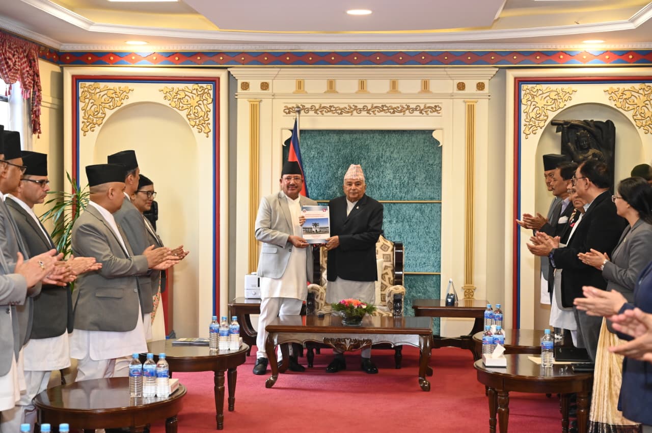 स्वच्छ र भयरहित वातावरणमा निर्वाचन सम्पन्न गरेकामा आयोगलाई धन्यवादः राष्ट्रपति