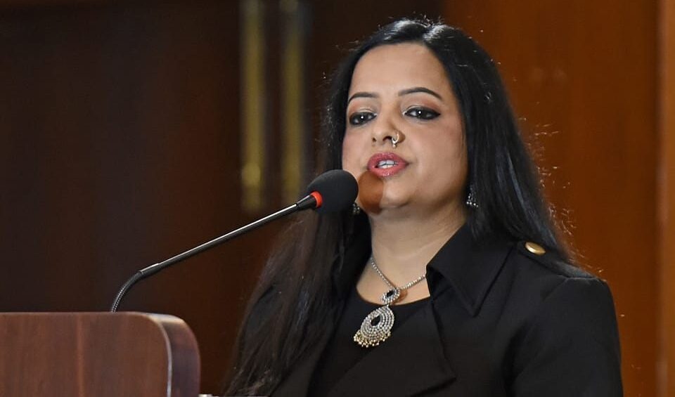 प्रधानमन्त्रीको प्रेस तथा अनुसन्धान विज्ञमा दीपा दाहाल नियुक्त