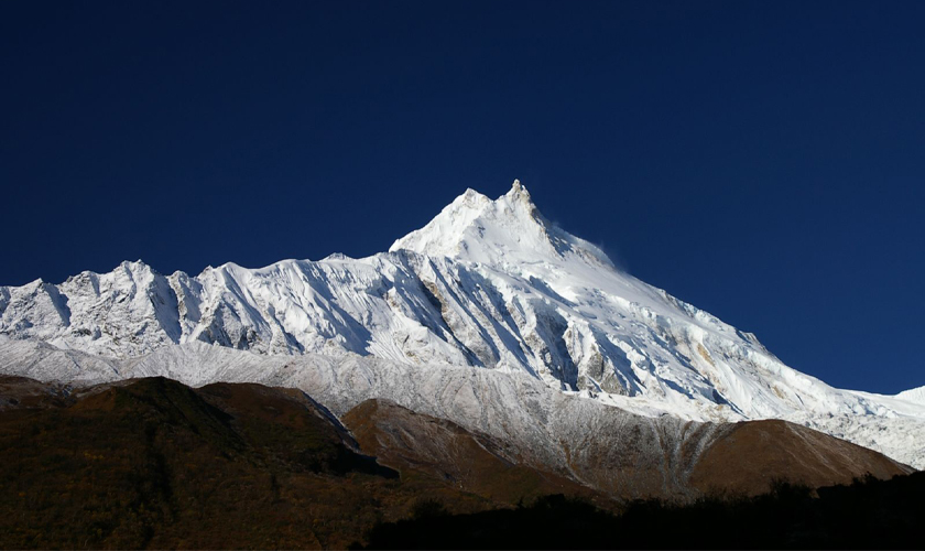 मनास्लु र ल्होत्से आरोहणको ७० वर्ष पूरा