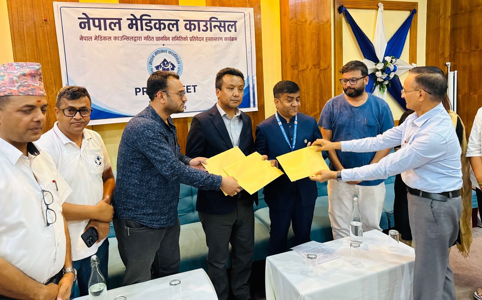 डा. रुपाखेतीलाई काउन्सिलले गर्‍यो निलम्बन