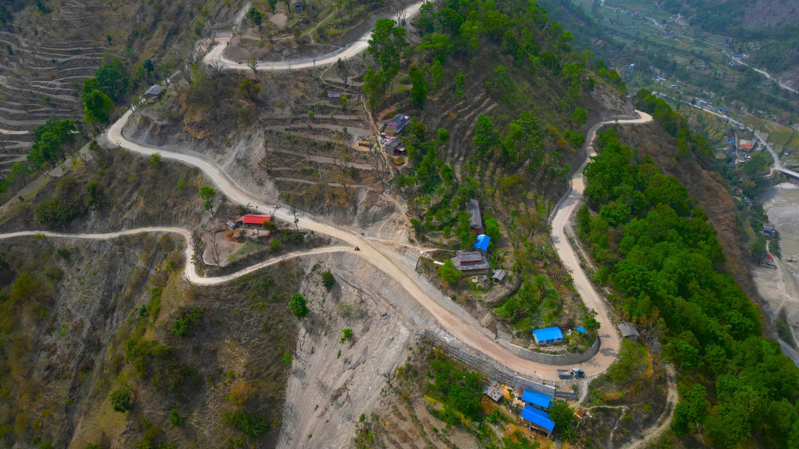 मार्ग खुलेको १६ वर्षपछि सडक स्तरोन्नति