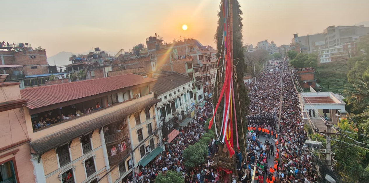 रातो मच्छिन्द्रनाथको रथयात्रा सुरू