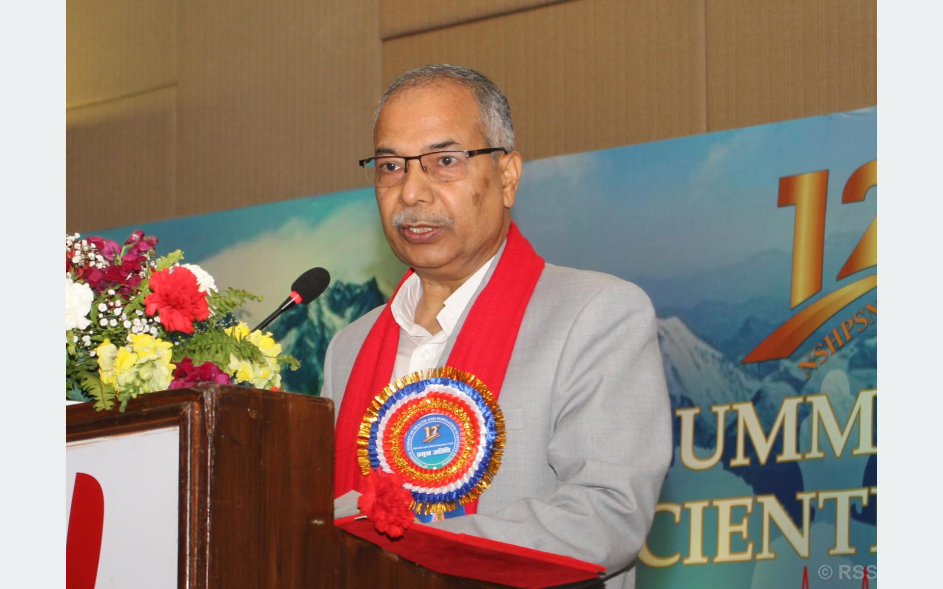 वैज्ञानिक अनुसन्धानलाई राष्ट्रिय दायित्वका रूपमा लिनुपर्छ : उपराष्ट्रपति यादव
