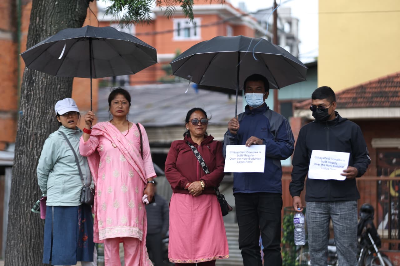 छाँयादेवी कम्प्लेक्स तत्काल भत्काउन माग गर्दै प्रदर्शन