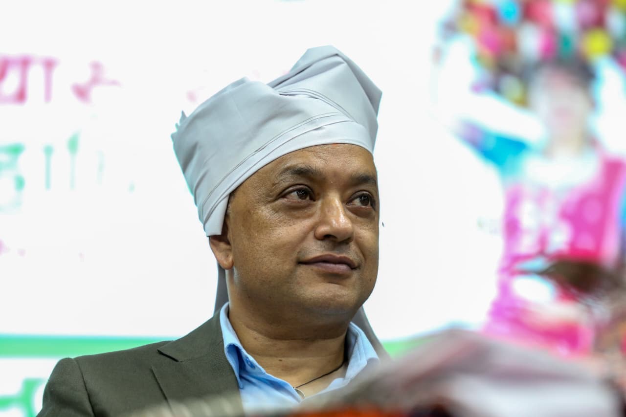 न्यून आय भएका व्यक्तिप्रति सरकार उदासीन : गगन थापा