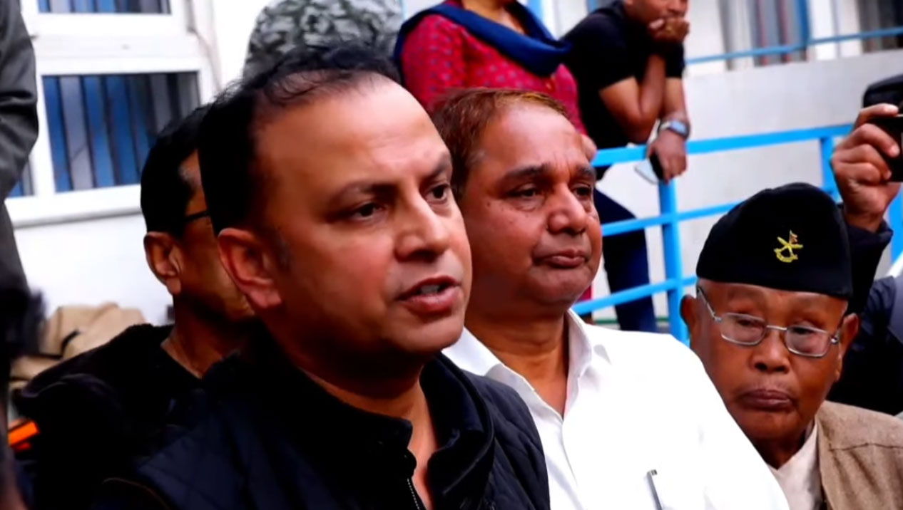 सरकारलाई रास्वपाको आग्रह- चैत मसान्तभित्र व्यवस्थित बास उपलब्ध गराउनू
