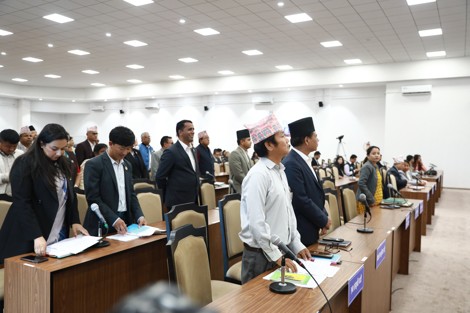 प्रतिनिधिसभा बैठकमा विपक्षीको विरोध कायमै