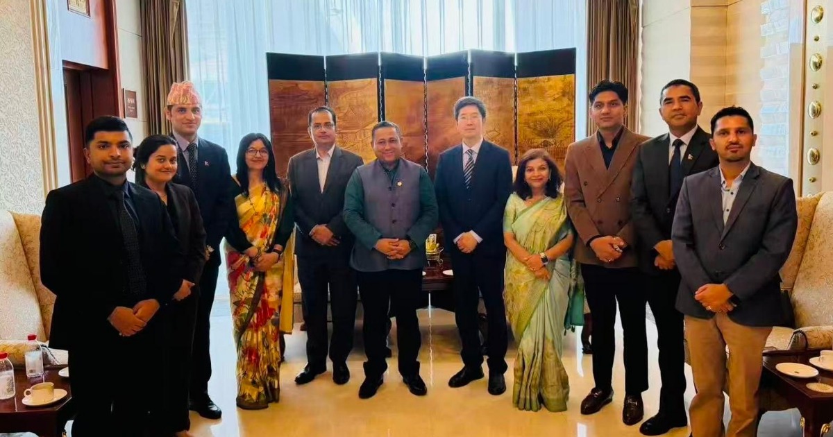 बेइजिङमा परराष्ट्रमन्त्रीको भेटघाट