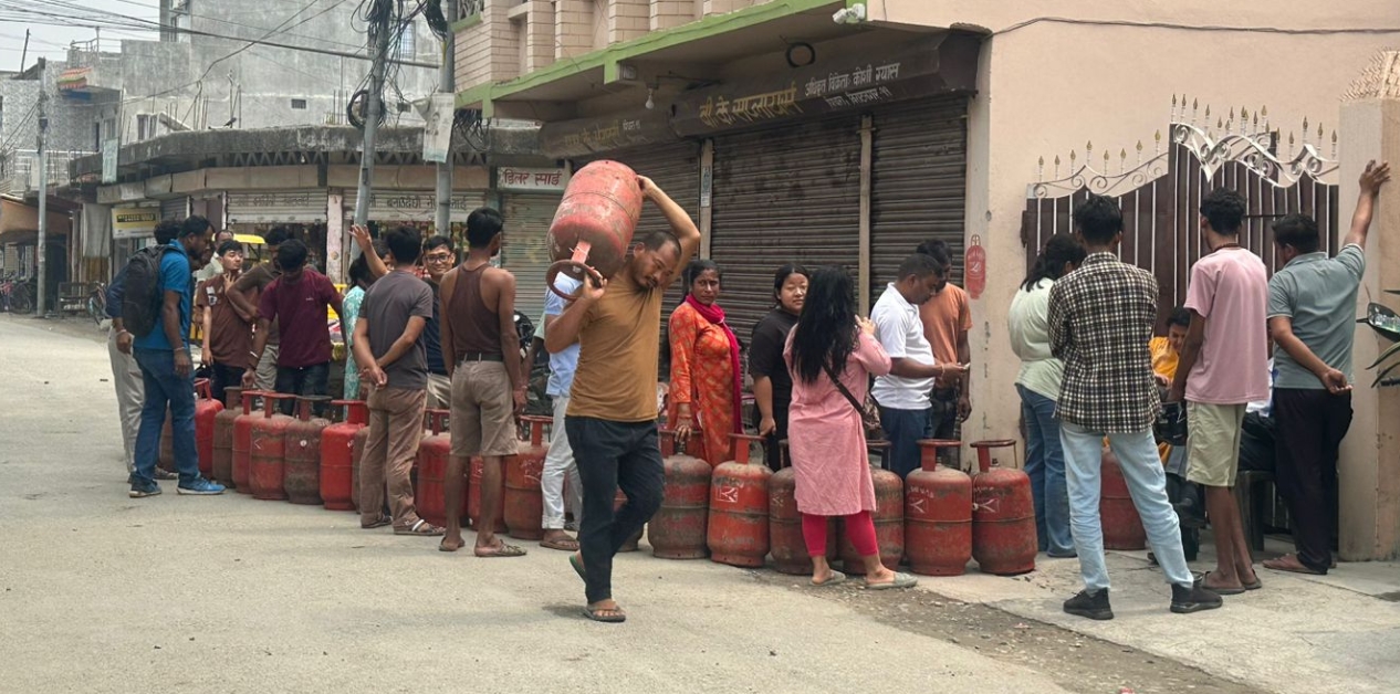नेपाललाई इन्धन संकटको पाठ