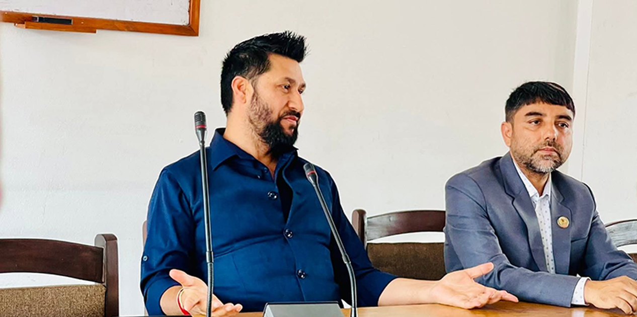 रवि लामिछानेले मधेश संगठन विवादबारे सांसदसँग जानकारी लिए