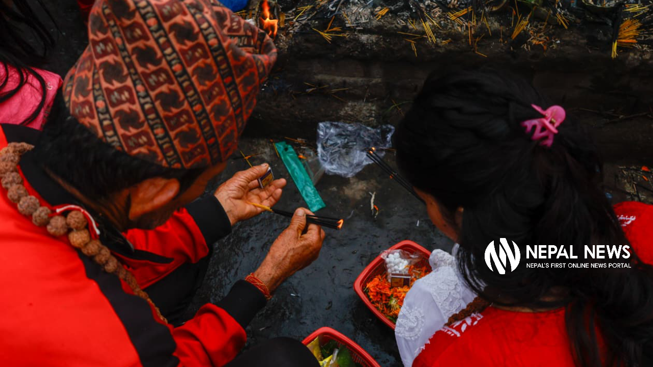 स्नान, दान, लुतो फाल्ने परम्परा र शिव आराधनासहित देशभर साउने संक्रान्ति पर्व मनाइँदै [फोटो फिचर]