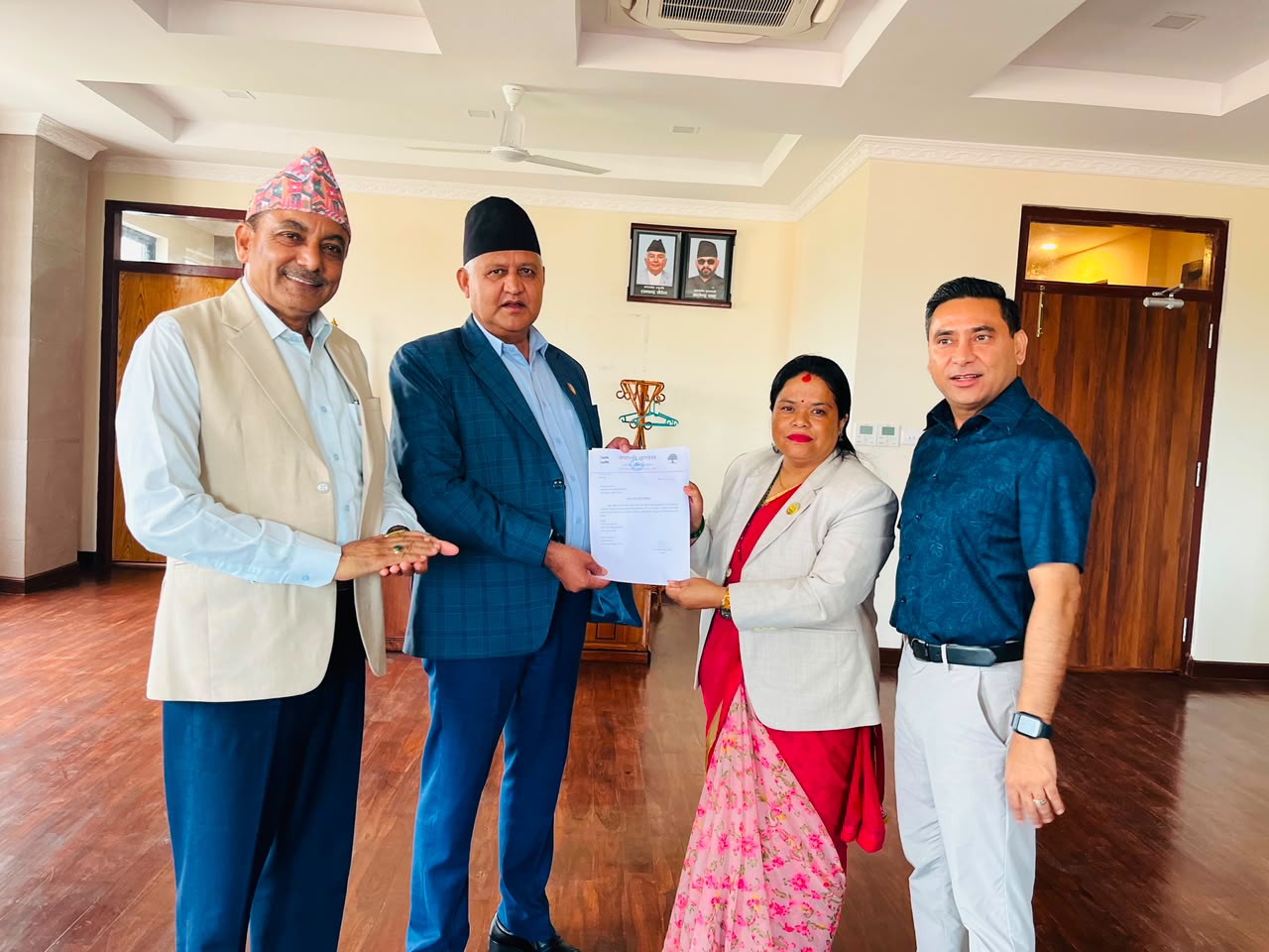 लुम्बिनी प्रदेश सरकारबाट बाहिरियो कांग्रेस, पाँच मन्त्रीको राजीनामा बुझाईयो