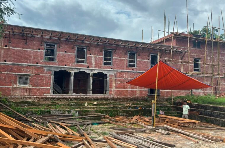 बजेट अभावले लम्बियो लमजुङ दरबार पुनर्निर्माण