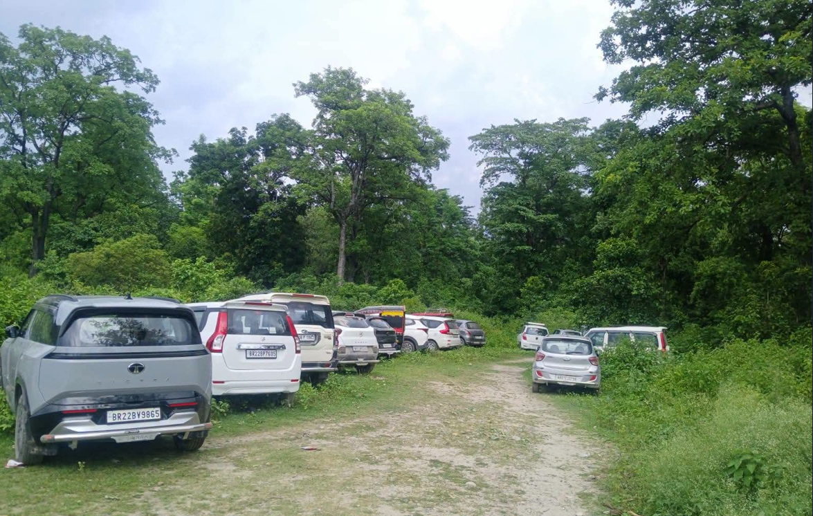 ठोरीमा भारतीय सवारीसाधनलाई अस्थायी प्रवेश पास